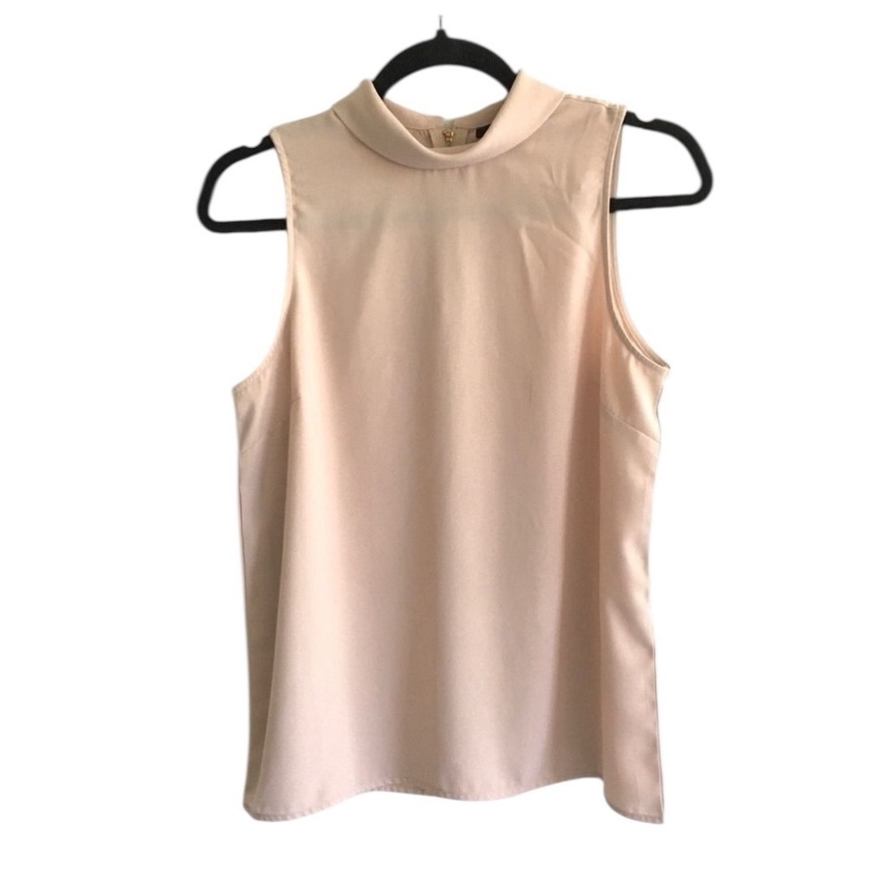 FOREVER 21 Blush Nude Sleeveless Blouse Size S